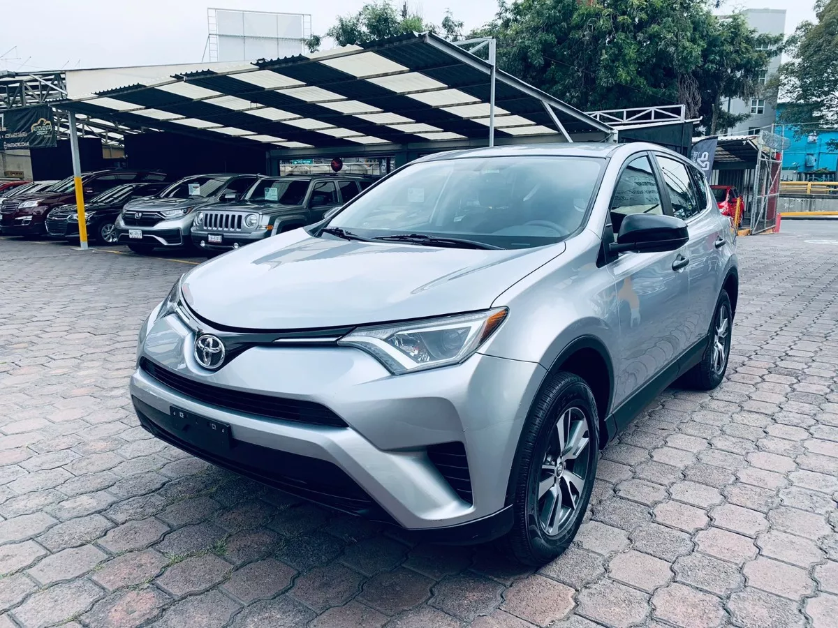 Toyota RAV4 2.5 Le At 2017
